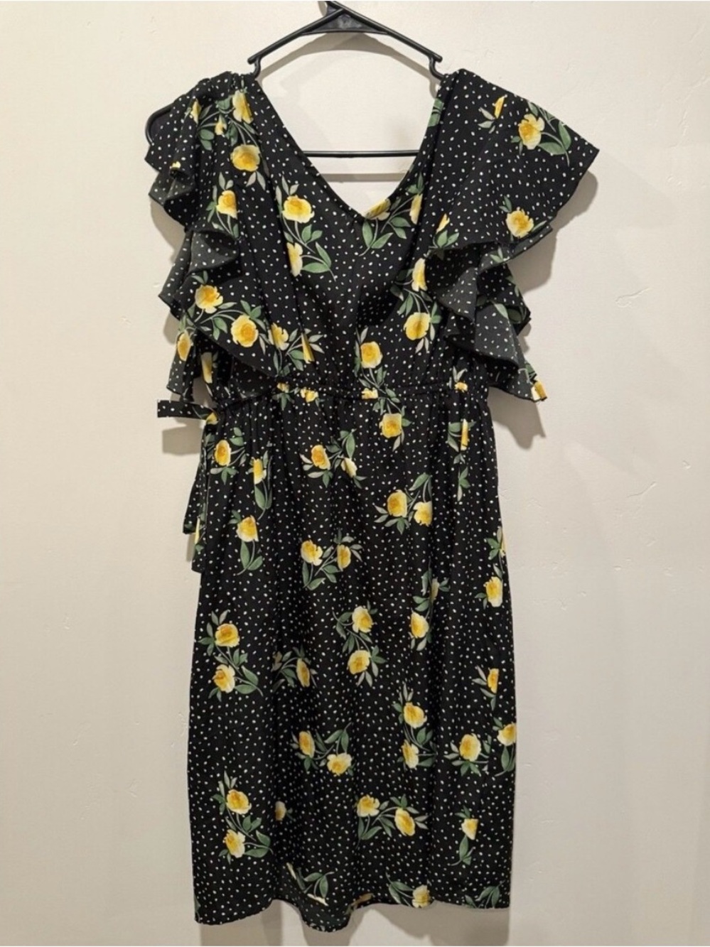 HINT OF BLUSH Floral Dot Print Dress Medium NWT